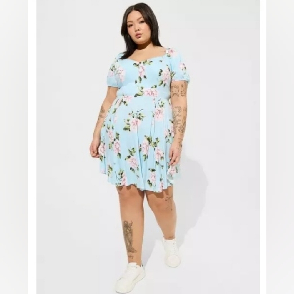 Torrid Size 0 Floral Challis Sweetheart Skater Dress